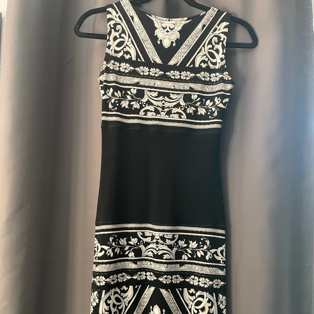 Black and white Eva Varro XS dress